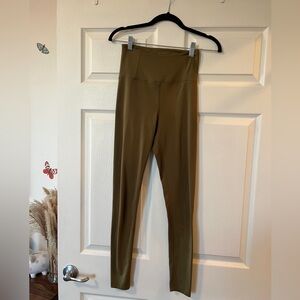 Girlfriend Collective Olive Green High-Waisted Leggings 28” inseam